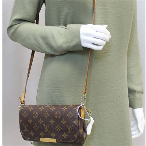 louis vuitton monogram canvas favorite mm shoulder bag|Alma PM Monogram .